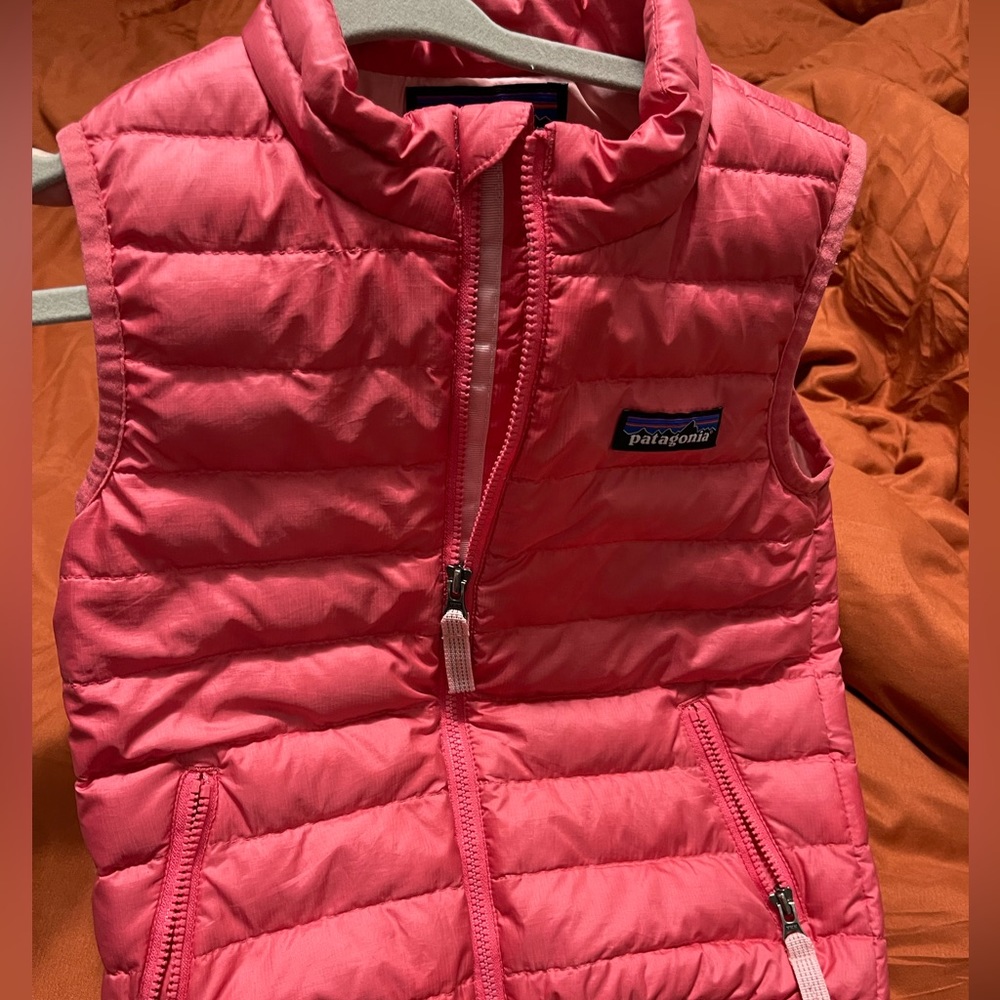 2T pink Patagonia vest